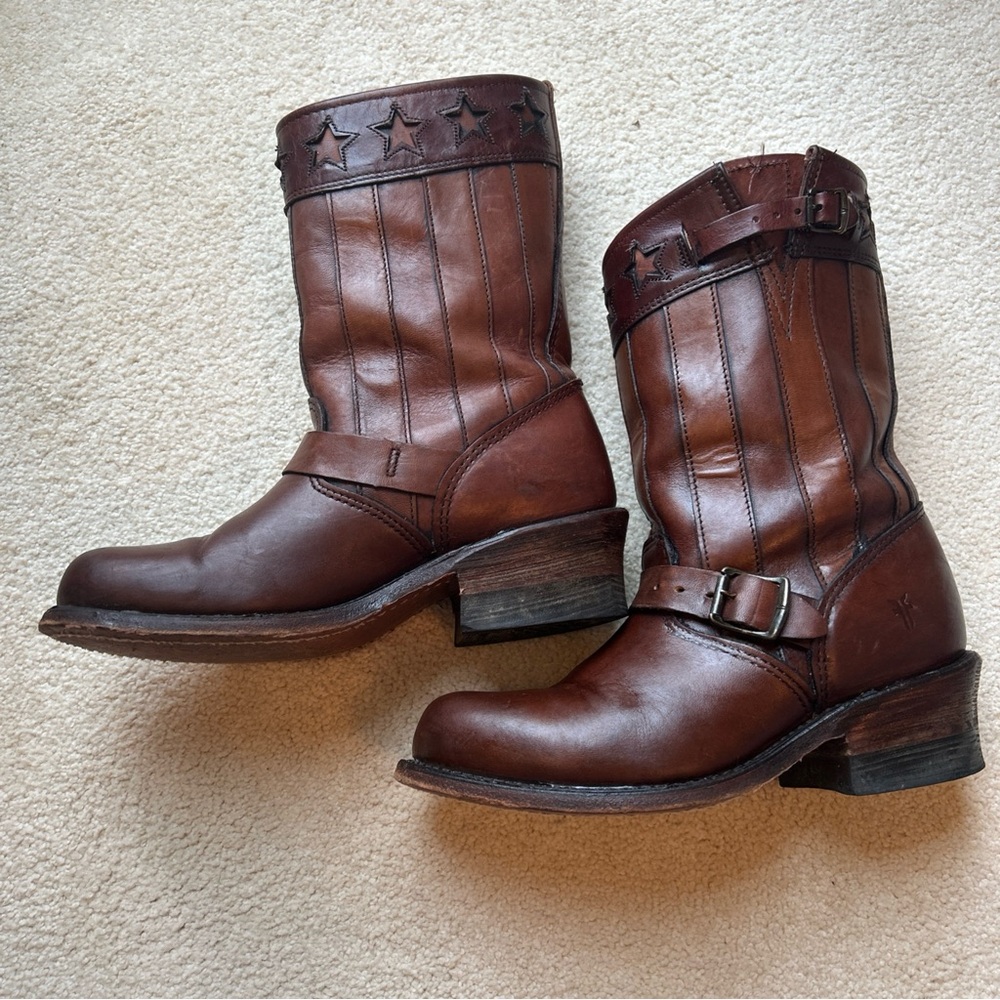 FRYE AND CO. Brown Leather Combat Boots